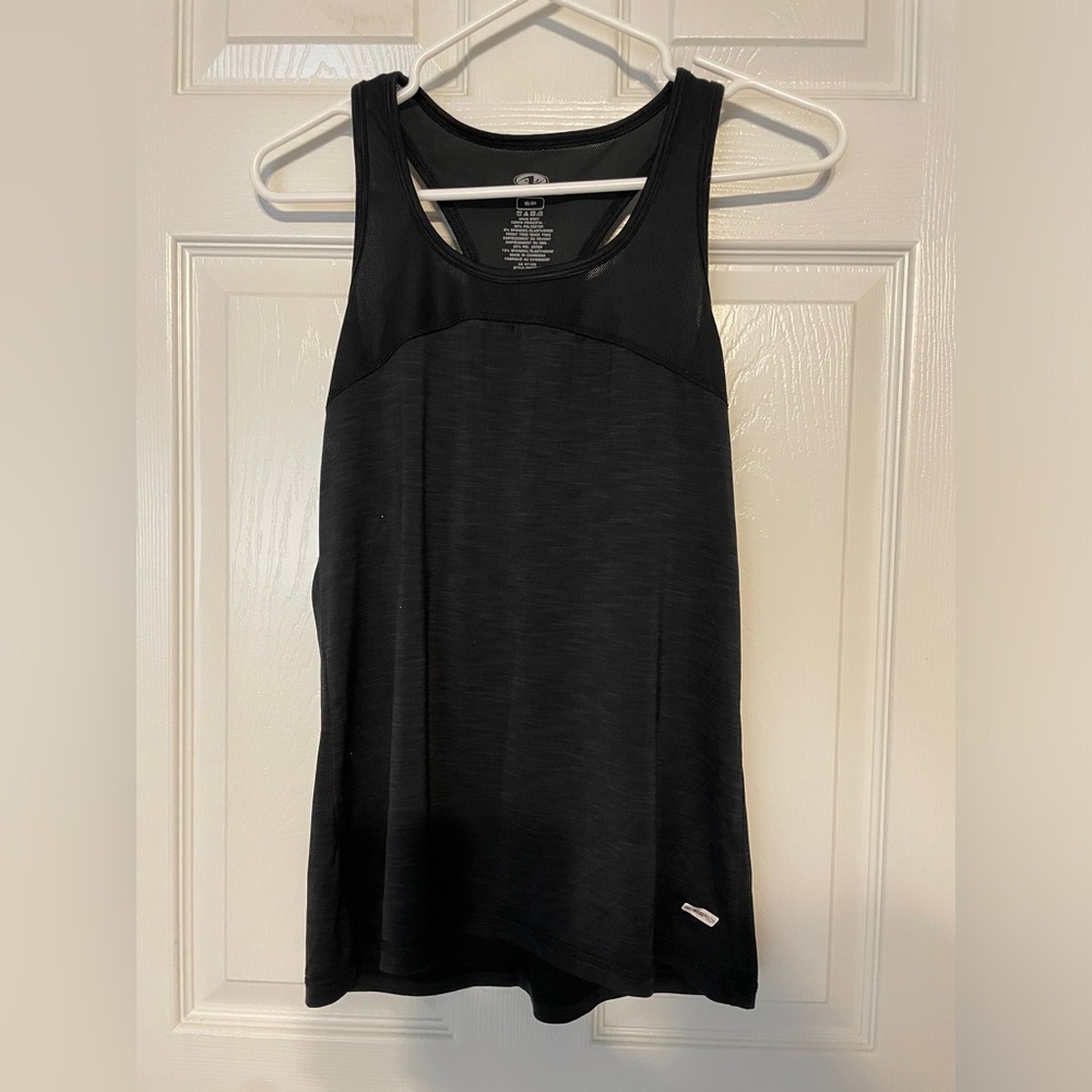 Black athletic tank top
